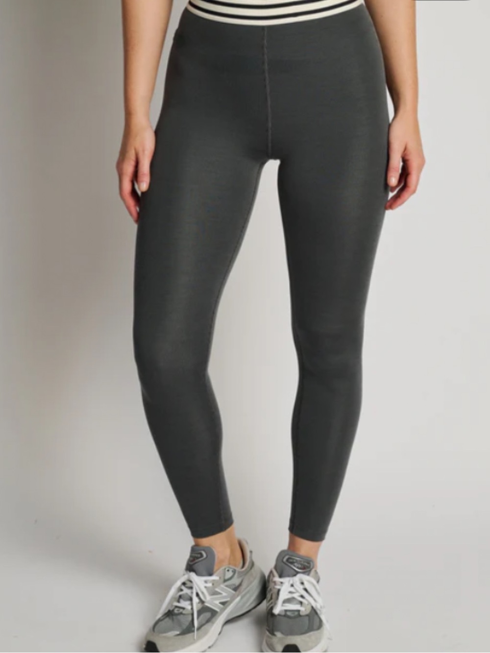 Splits59 High-Rise Charcoal Leggings - Women size L 
Logo on leg